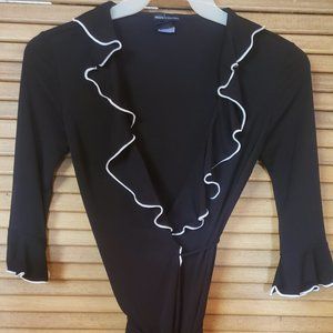 Ruffles bell sleeve black and white dress